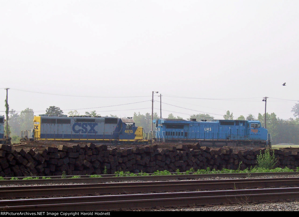 CSX 4615 & 7922